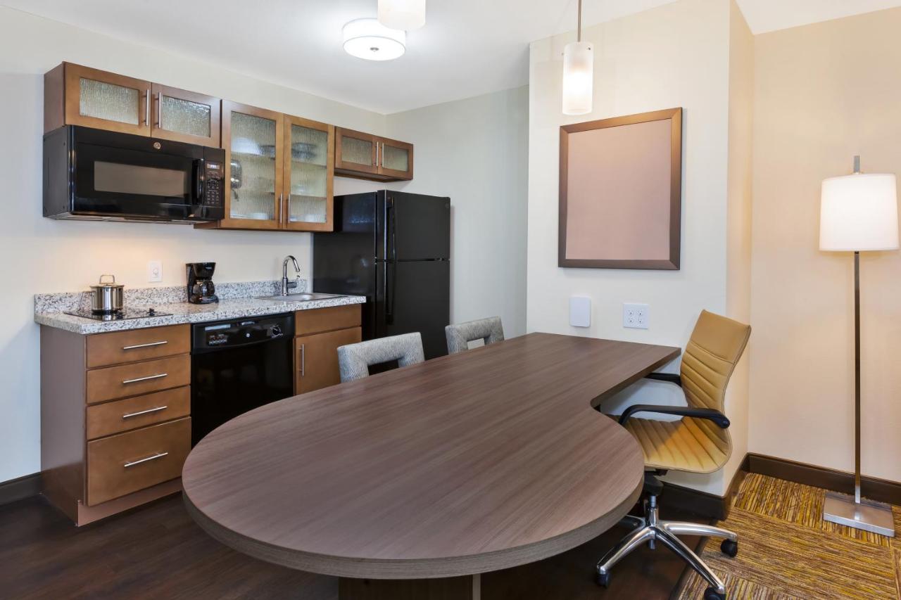 Candlewood Suites Louisville - Ne Downtown Area By Ihg Екстериор снимка