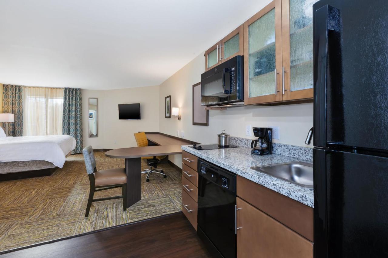 Candlewood Suites Louisville - Ne Downtown Area By Ihg Екстериор снимка